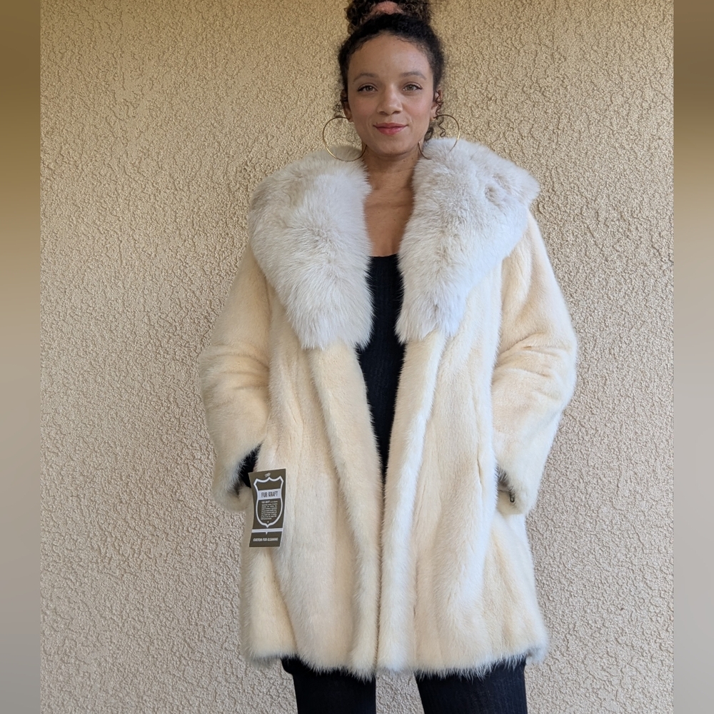 Vintage Blonde Mink Fur Coat with Cream Fox Collar Emporium | Size Large